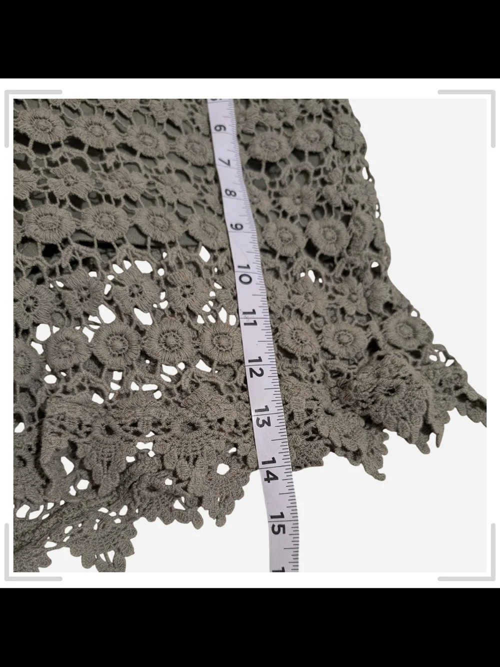 Pre-owned Wallflower Olive Green Crochet Lace Shorts